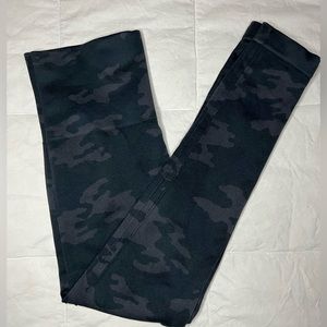 Spanx EcoCare Seamless Leggings Camo